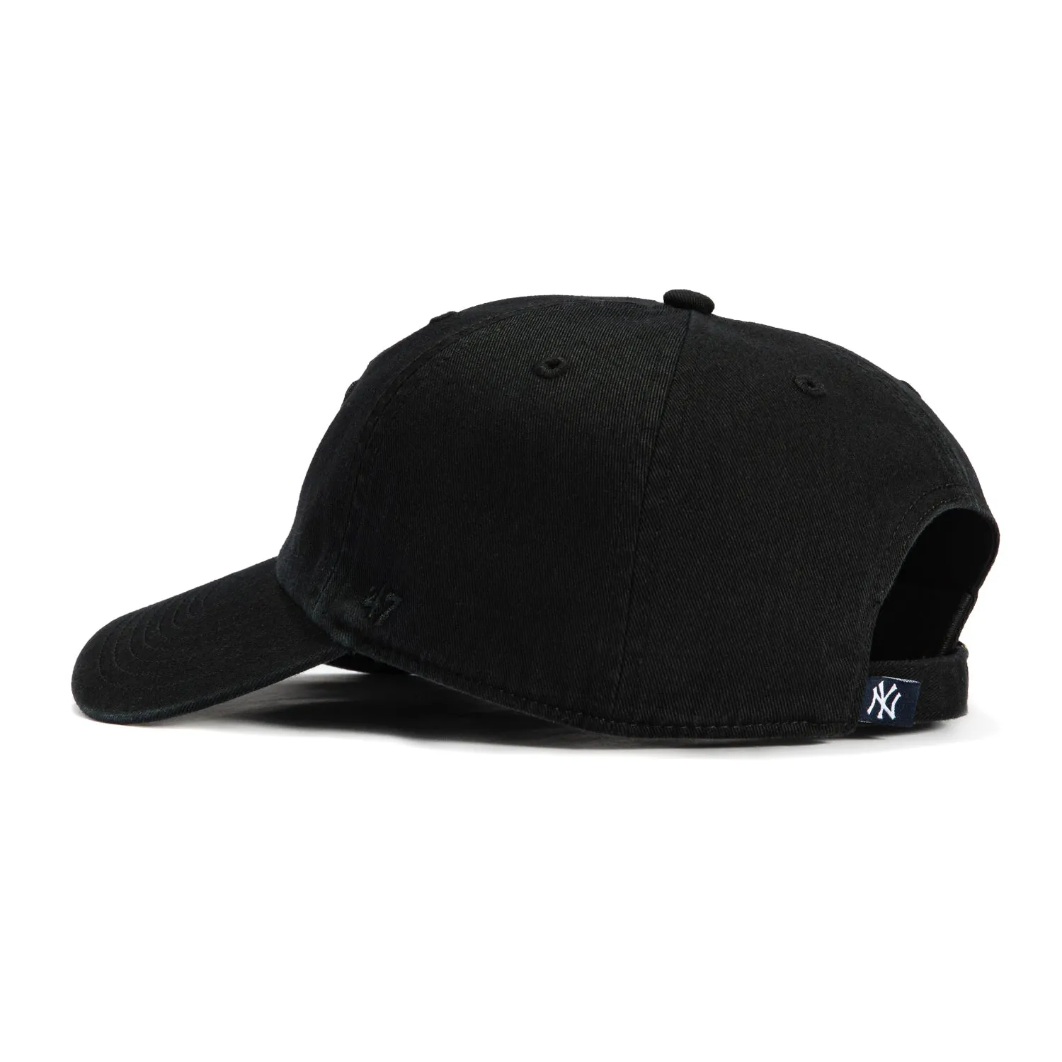47 Brand New York Yankees Cleanup Adjustable Hat - Black. Black