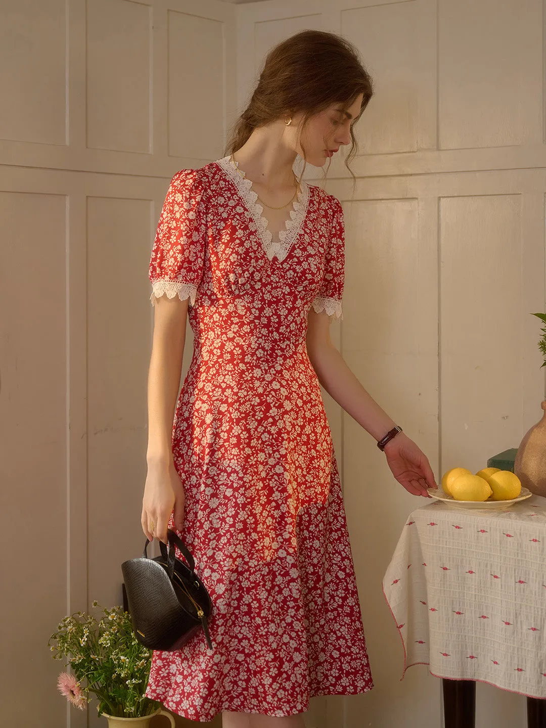 Amelia V-Neck Lace Floral Dress