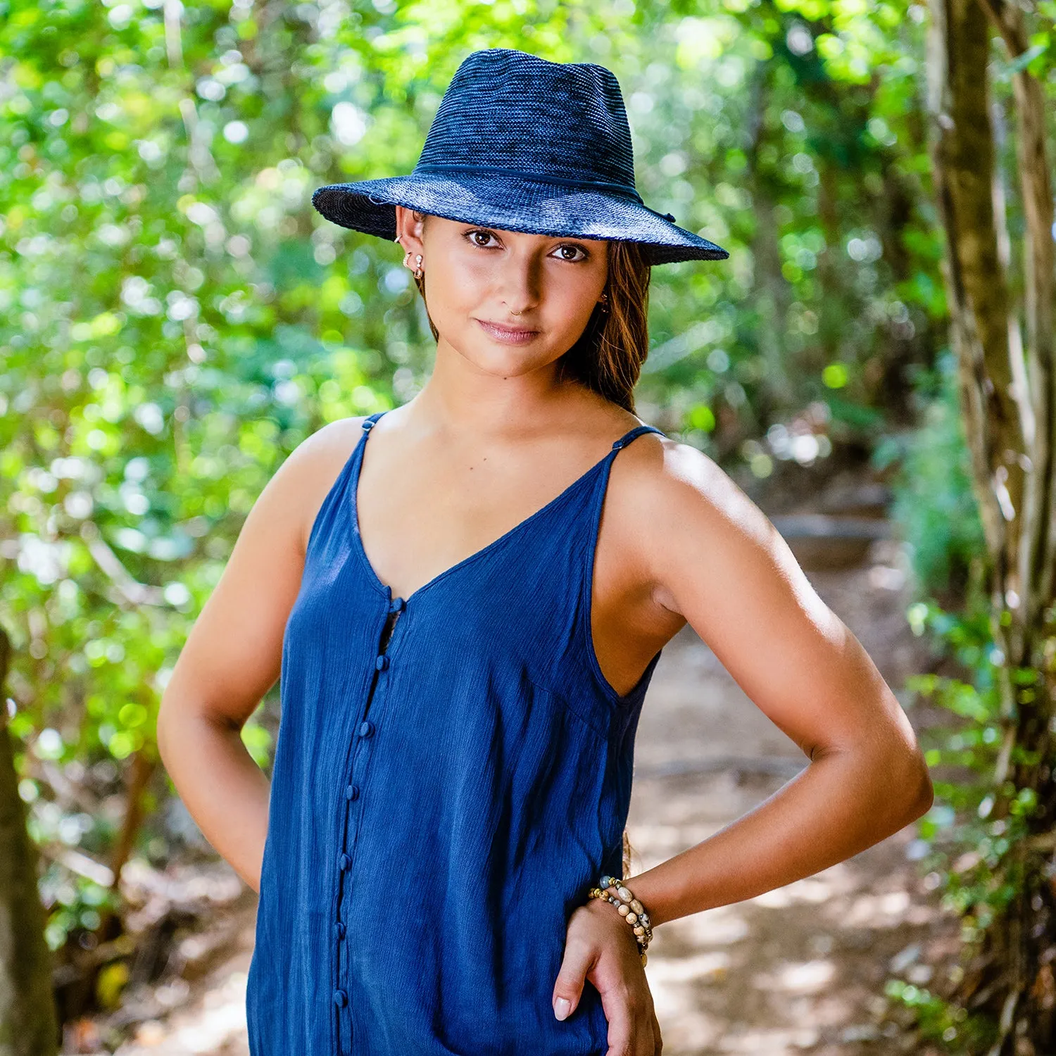 Victoria Fedora